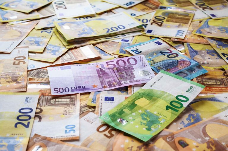 Wie der Irankrieg die Inflation in Deutschland nachhaltig beeinflusst Symbolbild Inflation Deutschland Einfluss des Irankriegs auf Preise und Märkte