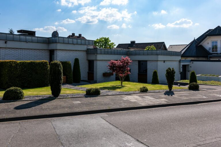 Warum Kunst als Wertanlage in Zeiten hoher Inflation attraktiv bleibt Investition in Kunst als inflationssichere Wertanlage gegen Kaufkraftverlust