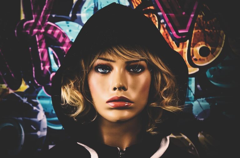 Grafik zeigt Ursachen und Auswirkungen von Nachfrageinflation in der Volkswirtschaft